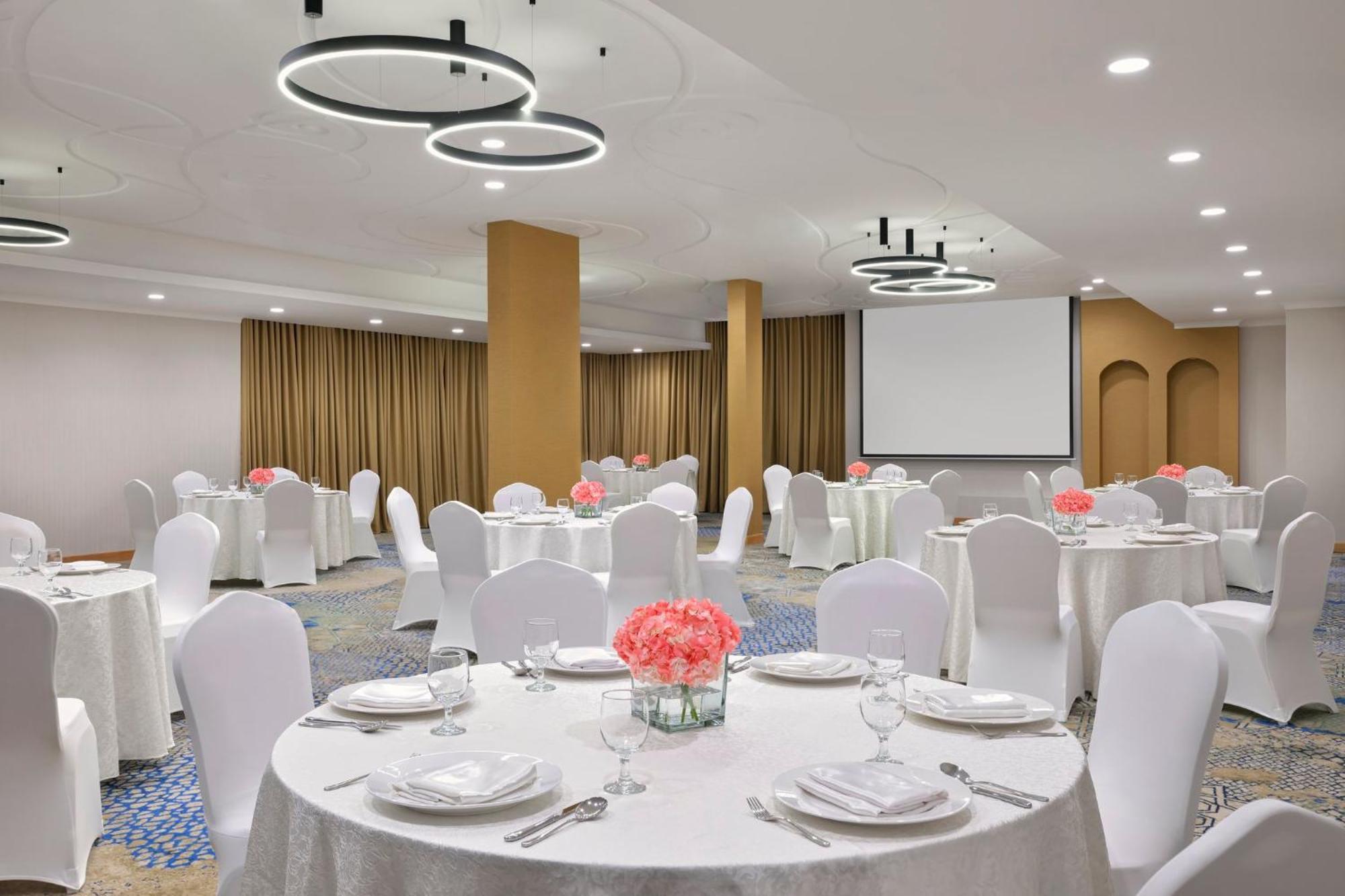 Holiday Inn Jeddah Corniche By Ihg Jidá Exterior foto